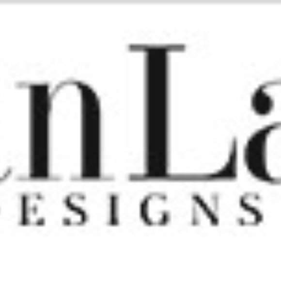 Red Fur-Trimmed-ULTRASUEDE & FAUX FUR-🐕NEVER Worn - Picture 3 of 4